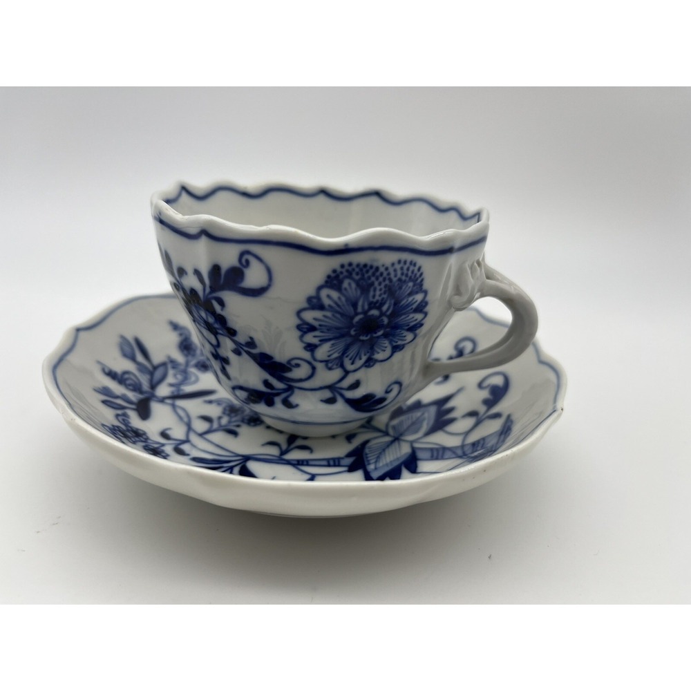 Antique Meissen Blue Onion Pattern Cup and Saucer w Leaves Handle